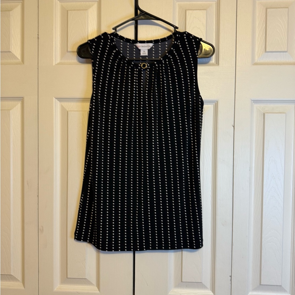 Liz Claiborne Black and White Sleeveless Blouse